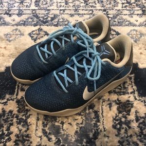 Nike Kobe’s Boys 6Y